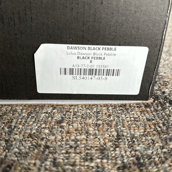 Never worn Lulu's black Dawson black pebble over the ankle heels - Picture 5 of 5